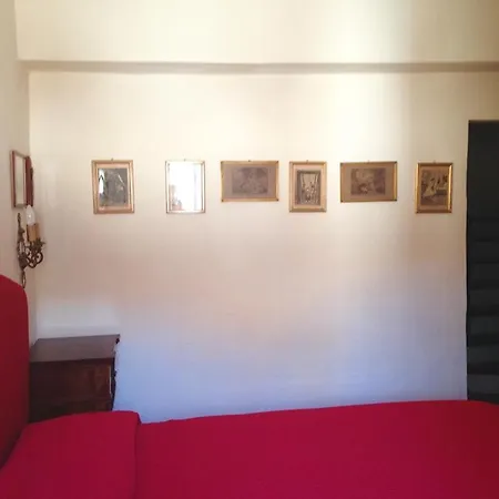 Sleeps 4 Wifi Apartman Todi
