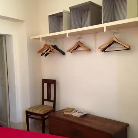 Apartman Sleeps 4 Wifi Todi